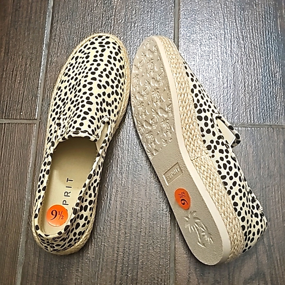 Slip ons